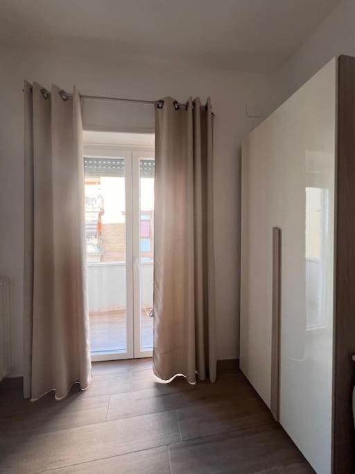 Apartment Grazioso Tiburtina - 3 Bedrooms *